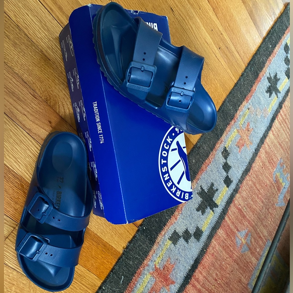 Birkenstock Arizona Women’s Essential Slide Sandals